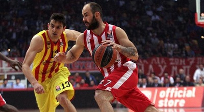 ספאנוליס עם הכדור (GettyImages) ספאנוליס עם הכדור (GettyImages)