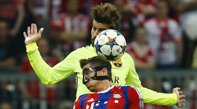 פיקה מעל לבנדובסקי (רויטרס)