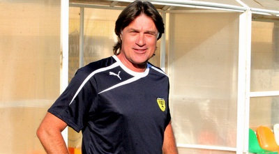 סלובודאן דראפיץ&acute;. חברו הטוב הגיע לארץ (משה חרמון)