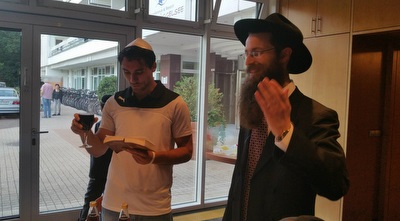 שמואל שיימן מברך (האתר הרשמי של הפועל ת&qout;א) (מערכת ONE)