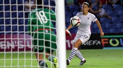 קלרה מתאו (יניב גונן) קלרה מתאו (יניב גונן)