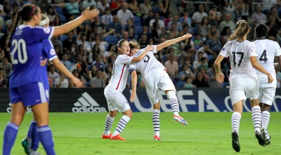 נבחרת צרפת חוגגת, ישראל מאוכזבת (יניב גונן) נבחרת צרפת חוגגת, ישראל מאוכזבת (יניב גונן)