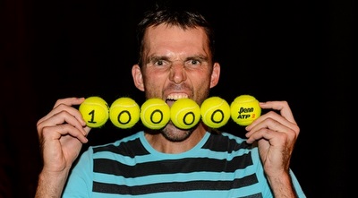 קרלוביץ&acute; חוגג 10,000 אייסים 