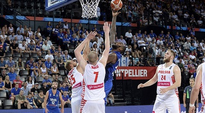 פישר זורק (FIBA)