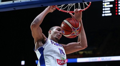 רודי גובר מטביע (FIBA)