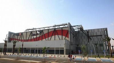 אצטדיון טרנר (רדאד ג´בארה) אצטדיון טרנר (רדאד ג´בארה)