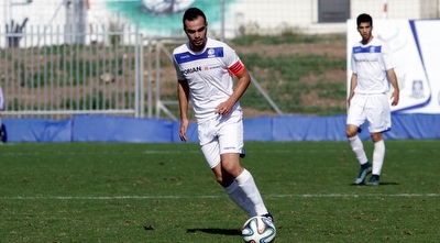 עומרי שיפמן עם הכדור (יניב גונן) עומרי שיפמן עם הכדור (יניב גונן)