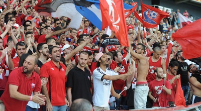 אוהדי הפועל רובי שפירא חיפה (עמרי שטיין)