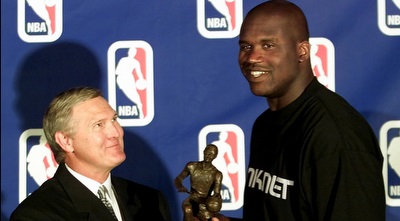 ג´רי ווסט. חשב ששאקיל מתנה כמו תינוק (רויטרס) ג´רי ווסט. חשב ששאקיל מתנה כמו תינוק (רויטרס)