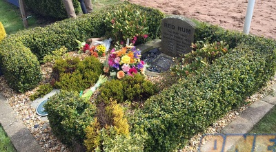 הקבר של Red Rum (לי נוף) הקבר של Red Rum (לי נוף)