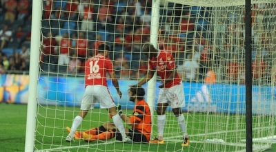 טוני וואקמה מצמק (עמרי שטיין) טוני וואקמה מצמק (עמרי שטיין)