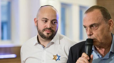 אברהם גרנט וג´וני דניאלס אברהם גרנט וג´וני דניאלס