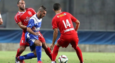 עבדי פרחאת ועדן הרשקוביץ בשמירה כפולה (מוחמד מוררה)