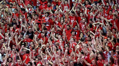 אוהדי הפועל ירושלים (רדאד ג´בארה) אוהדי הפועל ירושלים (רדאד ג´בארה)