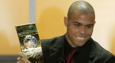 זוכה בתואר שחקן השנה של פיפ&qout;א (רויטרס)