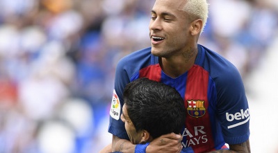 ניימאר חוגג עם לואיס סוארס (La Liga)