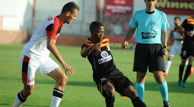 ג´וד נורו מול אופק פישלר (עמרי שטיין) ג´וד נורו מול אופק פישלר (עמרי שטיין)