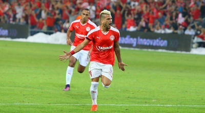 בוזגלו בטירוף אחרי השער השני (מרטין גוטדאמק) בוזגלו בטירוף אחרי השער השני (מרטין גוטדאמק)