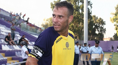 דומב. דודו דהאן אסר עליו להתאמן עם הקבוצה דומב. דודו דהאן אסר עליו להתאמן עם הקבוצה