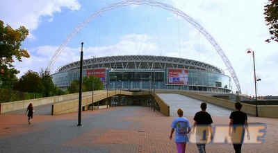 וומבלי (ניר בוקסנבאום) וומבלי (ניר בוקסנבאום)