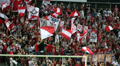 אוהדי הפועל ת&qout;א (גבע) (ONE) אוהדי הפועל ת&qout;א (גבע) (ONE)