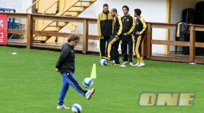 ראובן עטר. סמל לכדורגל האטרקטיבי ראובן עטר. סמל לכדורגל האטרקטיבי