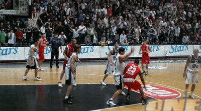 בשיקטאש בעונה שעברה נגד ירושלים. מתפרקת בשיקטאש בעונה שעברה נגד ירושלים. מתפרקת