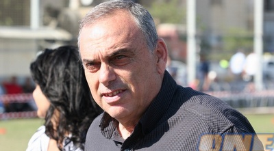 אברהם גרנט. מקום מכובד בחמישייה (תומר גבאי) אברהם גרנט. מקום מכובד בחמישייה (תומר גבאי)