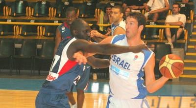 יניב גרין בנבחרת. &qout;מבחינת הישגים תמיד אפשר להגיע יותר גבוה&qout; (יעל מרגלית) יניב גרין בנבחרת. &qout;מבחינת הישגים תמיד אפשר להגיע יותר גבוה&qout; (יעל מרגלית)