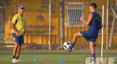 יניב עזרן. ניסה לחזור למגרשים (אור שפונדר)