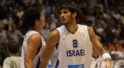 כספי ופניני. הוסיפו מחץ מהספסל (אמיר לוי) כספי ופניני. הוסיפו מחץ מהספסל (אמיר לוי)