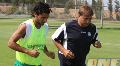 אלישע לוי וליאור רפאלוב באימון חיפה (עמית מצפה)