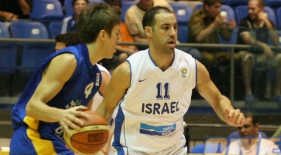 טפירו מול בוסניה. קריירה נהדרת במסגרת הנבחרת (תומר גבאי) טפירו מול בוסניה. קריירה נהדרת במסגרת הנבחרת (תומר גבאי)