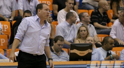 זיו ארז. זיו ארז.