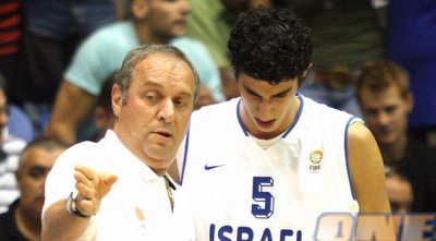צביקה שרף וליאור אליהו (תומר גבאי) צביקה שרף וליאור אליהו (תומר גבאי)