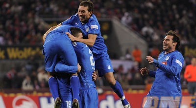 הופנהיים חוגגת בלעדיות במקום הראשון (רויטרס)