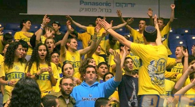 אוהדי מכבי. יציפו את נוקיה בשנה הבאה (יעל מרגלית)