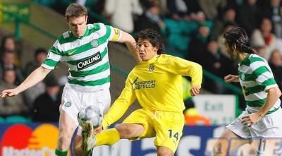 פרננדז מויאריאל מנסה לשפר את מצבה של הקבוצה בגלאזגו (Gettyimages) פרננדז מויאריאל מנסה לשפר את מצבה של הקבוצה בגלאזגו (Gettyimages)