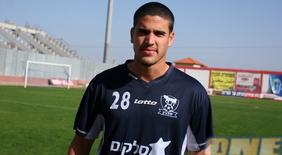 מור דהן. יחזק את ההגנה של רמי לוי (עמית מצפה) מור דהן. יחזק את ההגנה של רמי לוי (עמית מצפה)