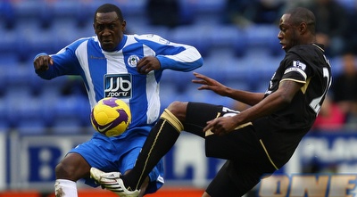 לאדלי קינג לא מצליח לעצור את אמיל האסקי (Gettyimages) לאדלי קינג לא מצליח לעצור את אמיל האסקי (Gettyimages)