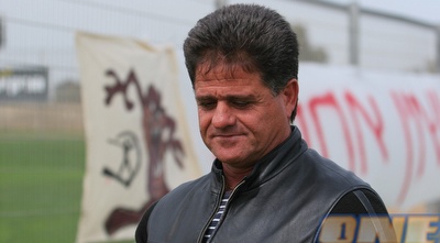 אפרים גבאי: 