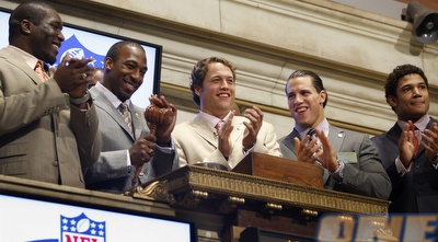 סטאפורד וחבריו מתכוננים לדראפט של ליגת ה-NFL (רויטרס) סטאפורד וחבריו מתכוננים לדראפט של ליגת ה-NFL (רויטרס)