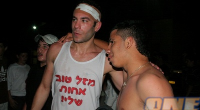 עדי פרג קבלן העליות (יעל מרגלית)