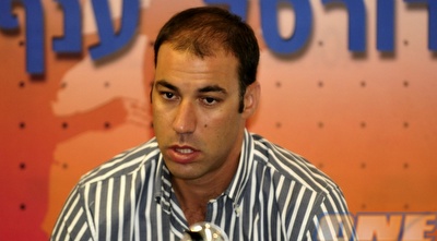 טפירו במסיבת העיתונאים. &qout; (אלעד ירקון) טפירו במסיבת העיתונאים. &qout; (אלעד ירקון)