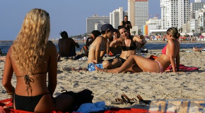 חוף הים של תל אביב. תמיד כיף (GettyImages) חוף הים של תל אביב. תמיד כיף (GettyImages)