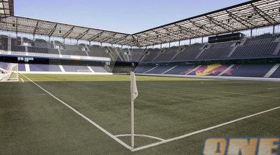האצטדיון של זלצבורג. משטח סינטטי שמתאים לכל מזג אוויר (רויטרס)