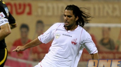 ליאור אסולין. יחכה להזדמנות על הספסל (קובי אליהו) ליאור אסולין. יחכה להזדמנות על הספסל (קובי אליהו)