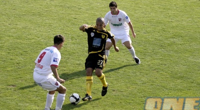 ג&acute;וניור ויסה במשחק האימון מול בוקרשט. הכנה לא אידיאלית (יעל מרגלית)