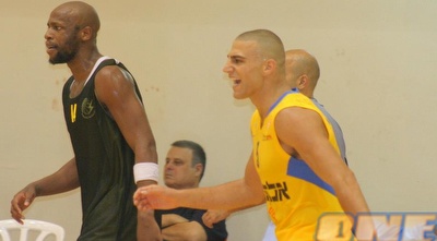 רביב לימונד. צבר דקות במחצית הראשונה (שרון קביליו)