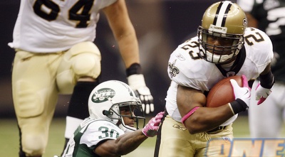 הג&acute;טס לא מצליחים לעצור את פייר תומאס מהסיינטס (רויטרס)